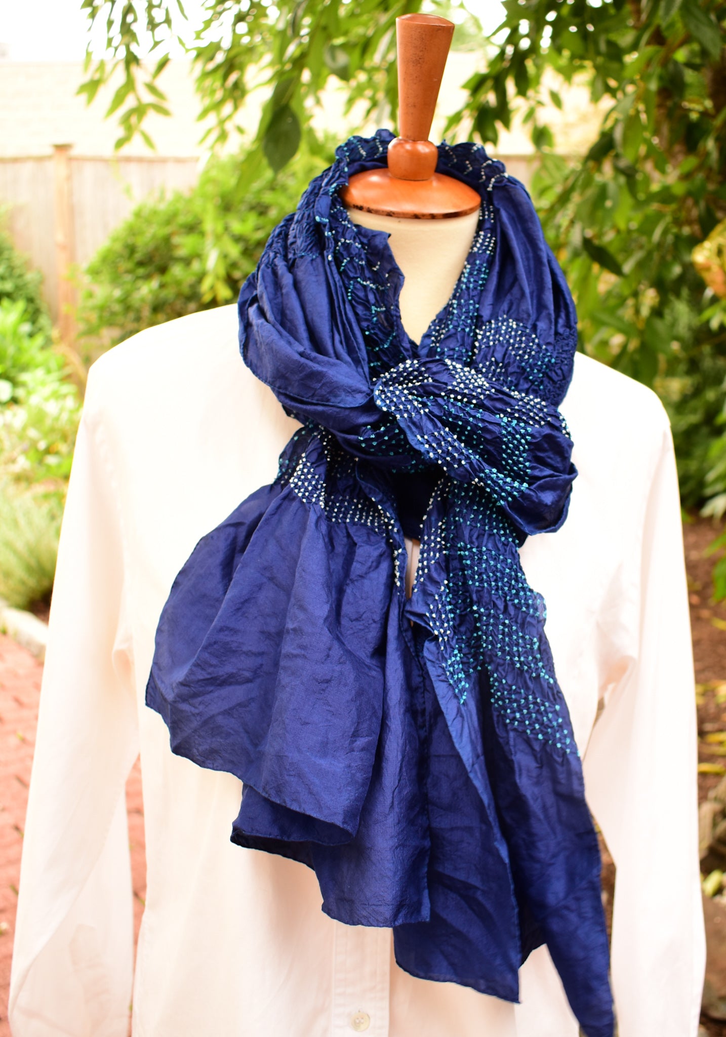 Tiny Dots Bandhani Scarf — Blue