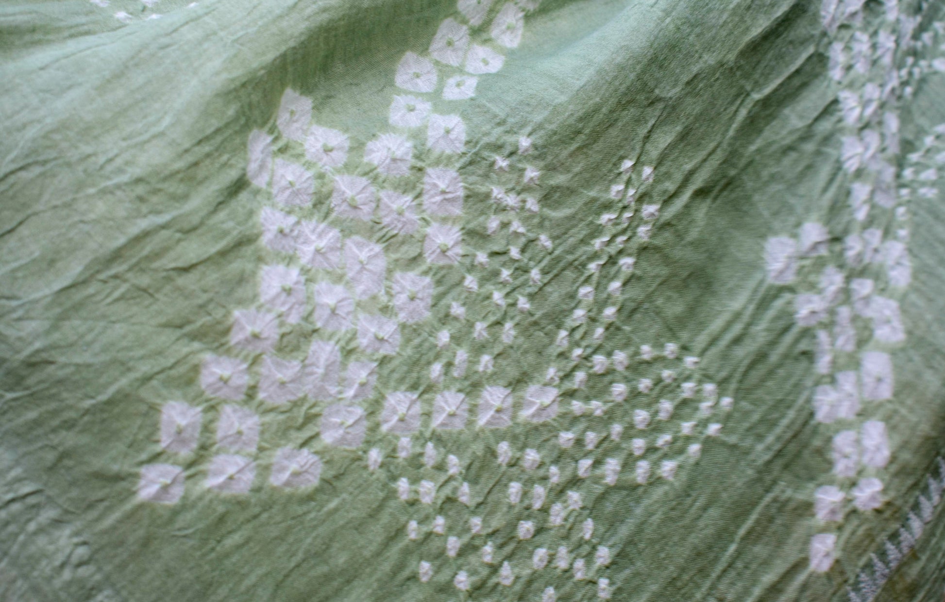 Cotton-Silk Bandhani Scarf — Mint — close-up detail