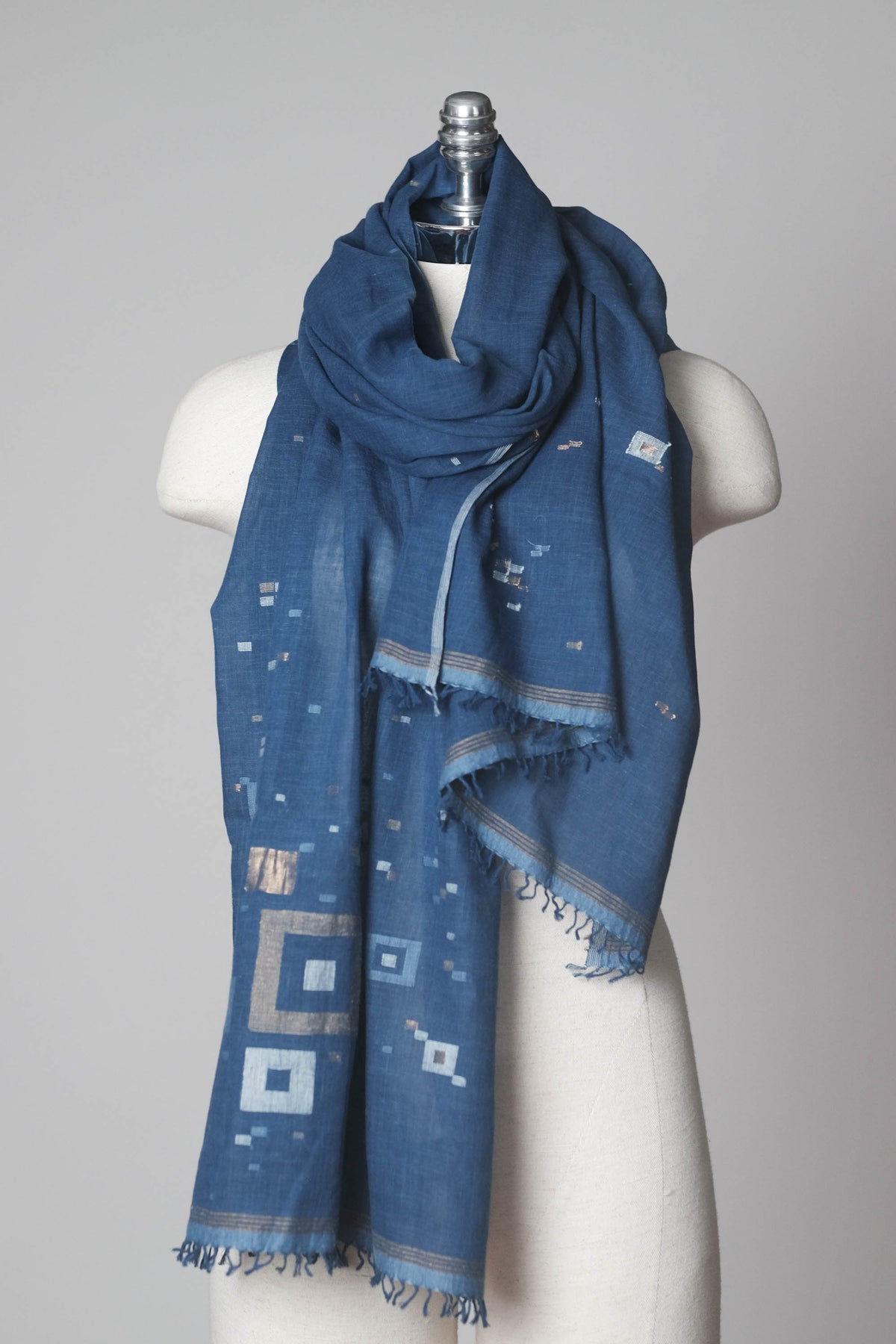 Khadi Jamdani Scarf — Two Colorways